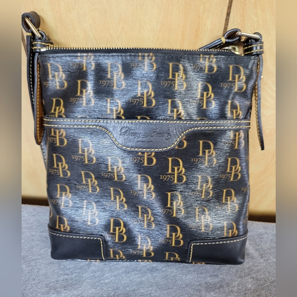Dooney and Bourke Shoulder Bag - Picture 8 of 12